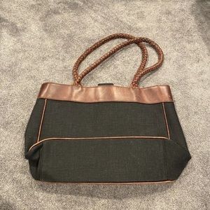 (1) Trendy Black Lauren Ralph Lauren Shoulder Bag W/ Brown Leather Lining